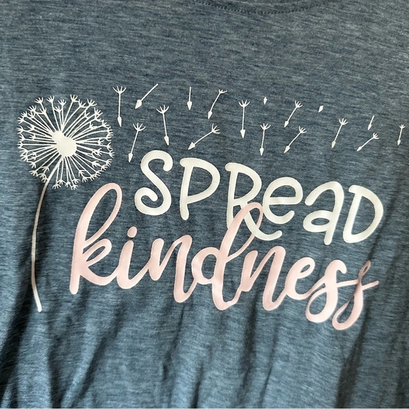 Spread Kindness T-Shirt - Picture 1 of 3